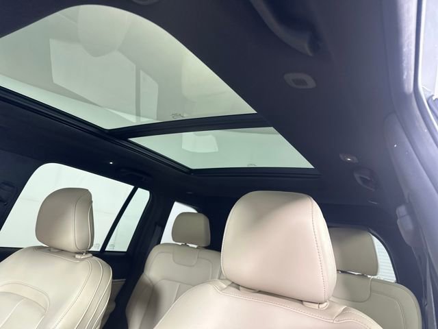 Used 2023 Jeep Grand Cherokee 4WD 4xe image 12