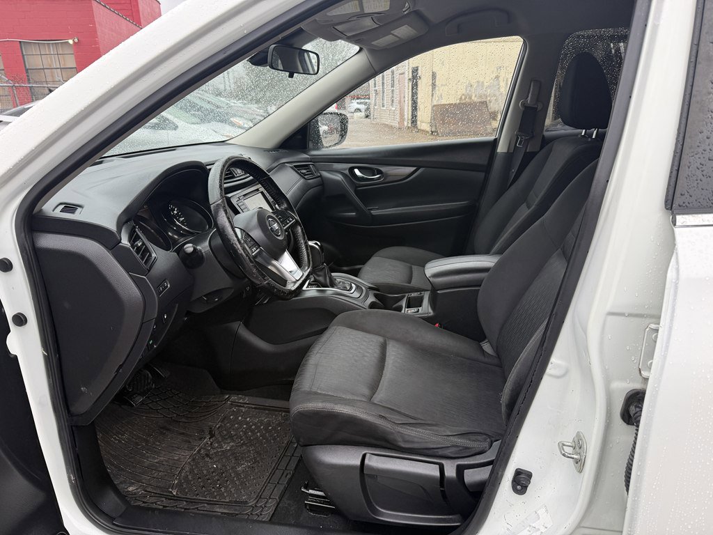 Used 2020 Nissan Rogue S w/ Special Edition Package image 12