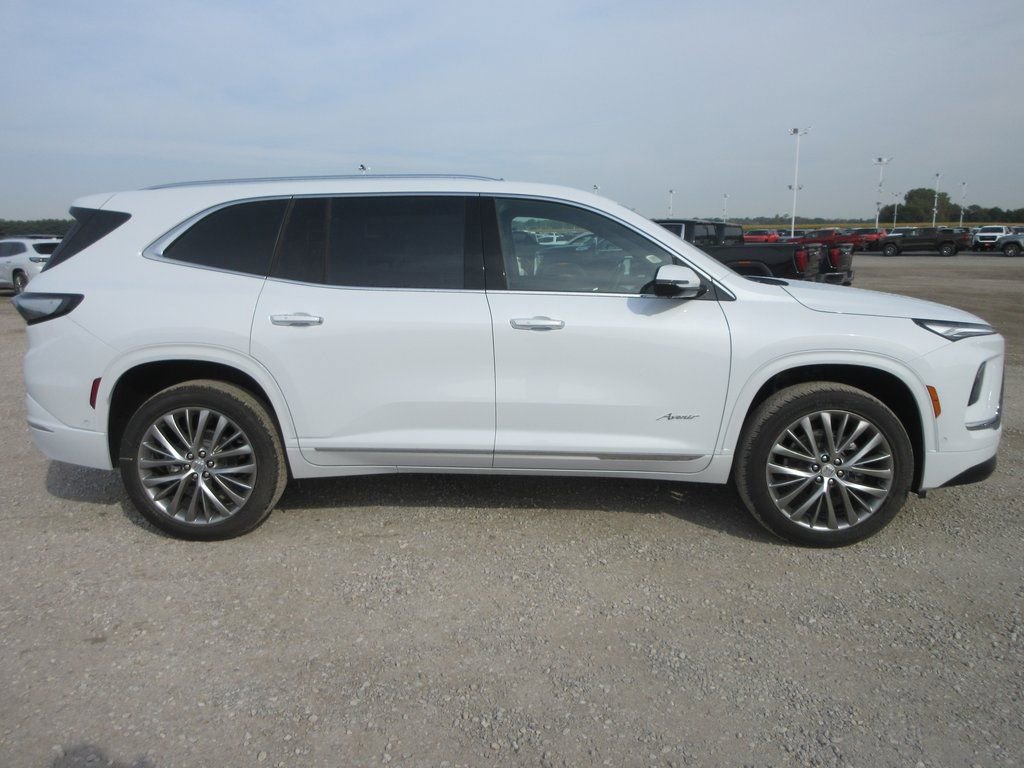 New 2026 Buick Enclave Avenir w/ Super Cruise Package image 3
