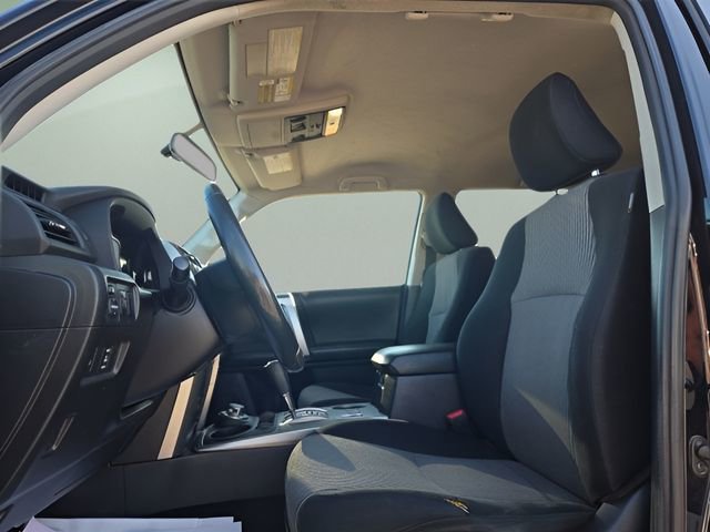 Used 2016 Toyota 4Runner SR5 image 9