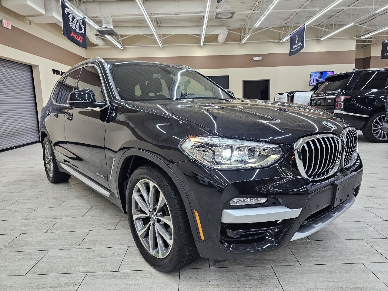 Used 2018 BMW X3 xDrive30i AWD/4WD image 4