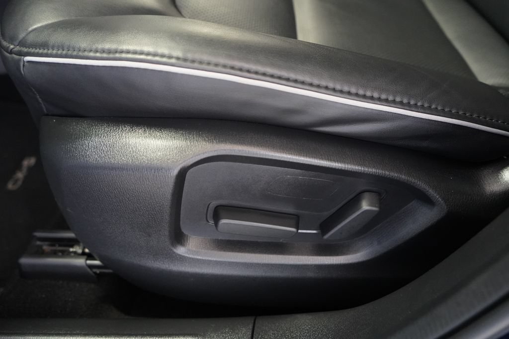 Used 2025 MAZDA CX-5 AWD 2.5 S w/ Select Package image 17