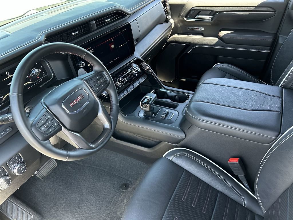 Used 2025 GMC Sierra 1500 AT4X AWD/4WD image 10