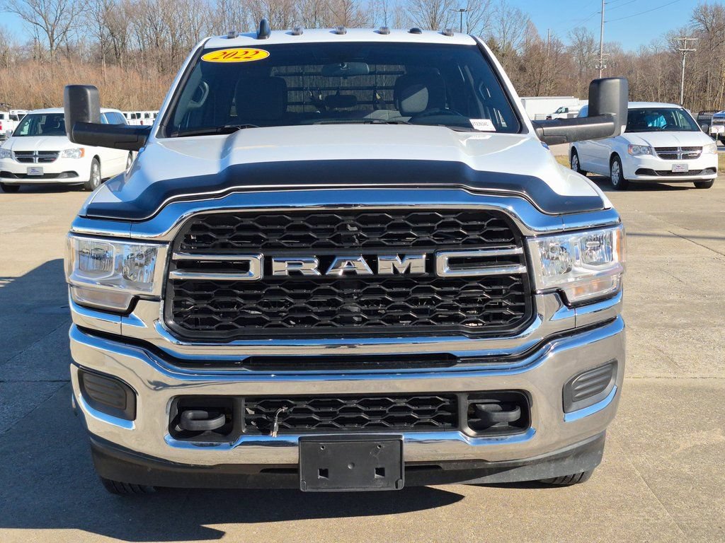 Used 2022 RAM 3500 Tradesman w/ Chrome Appearance Group AWD/4WD image 2