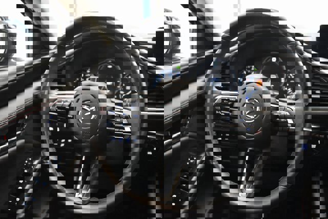 Used 2025 MAZDA MAZDA3 s image 26