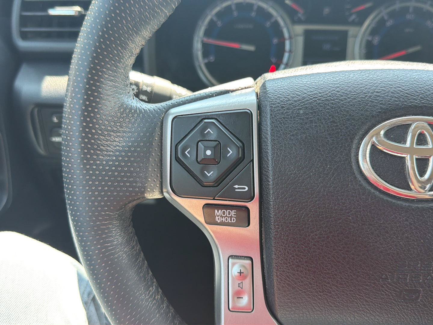 Certified 2019 Toyota 4Runner SR5 Premium RWD image 30
