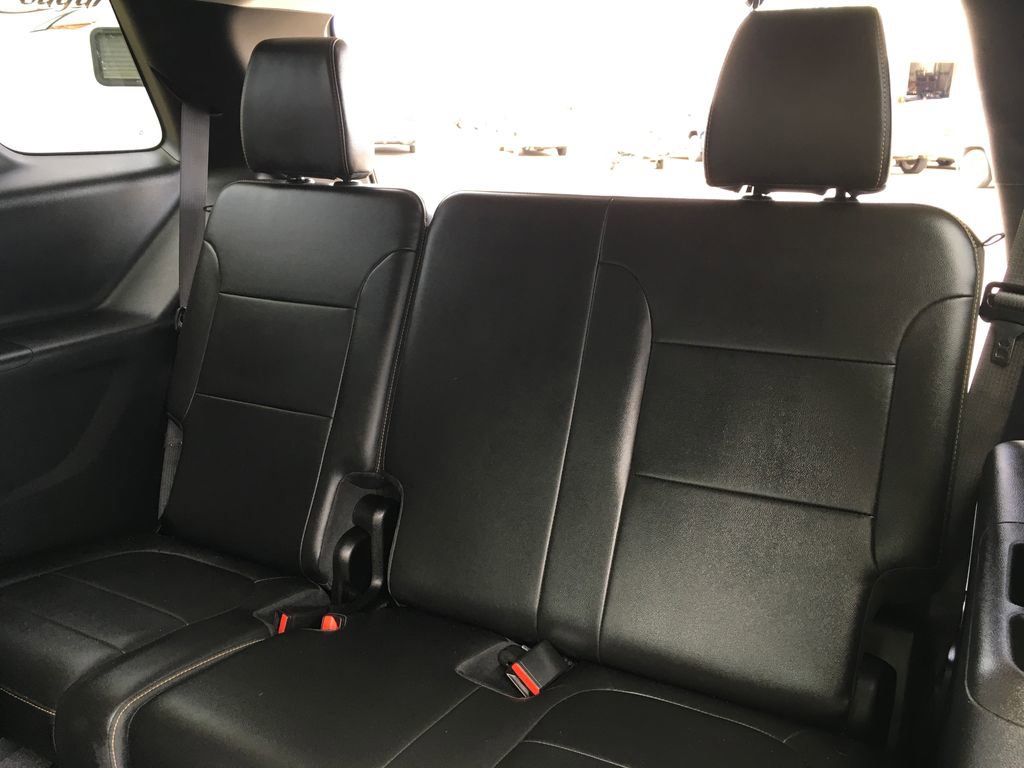 Used 2020 Chevrolet Traverse RS w/ LPO, Floor Liner Package image 29