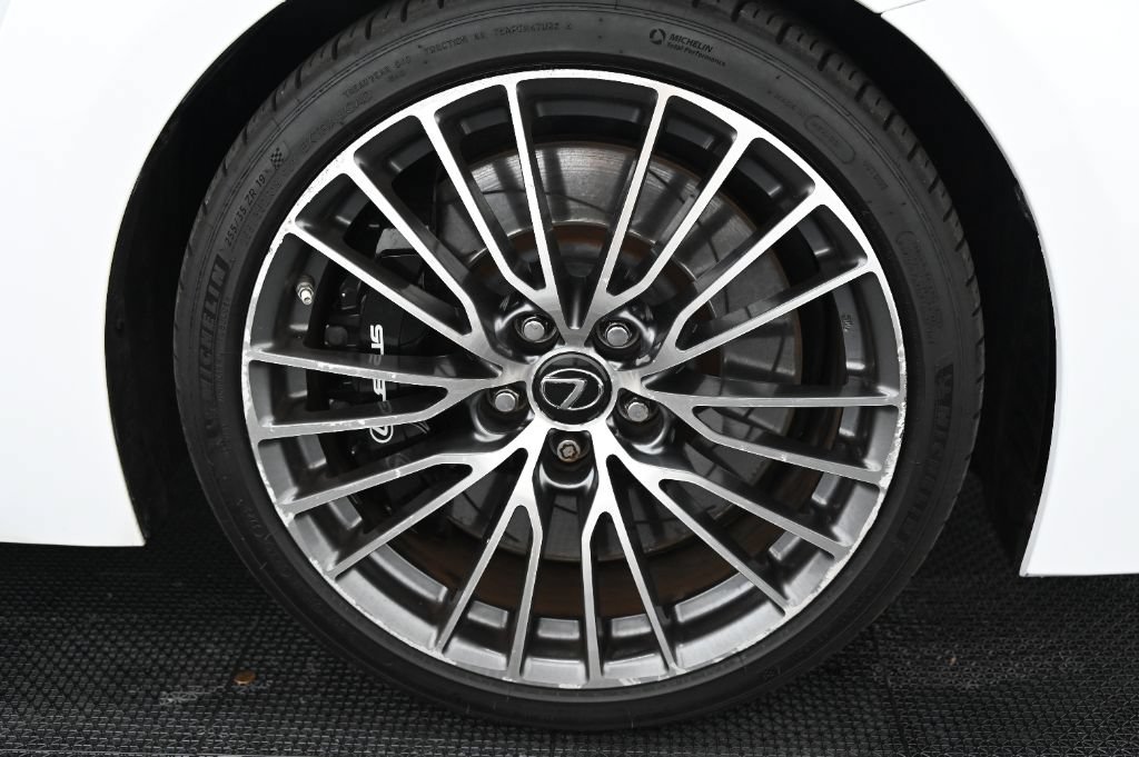 Used 2015 Lexus RC F w/ Premium Package RWD image 47