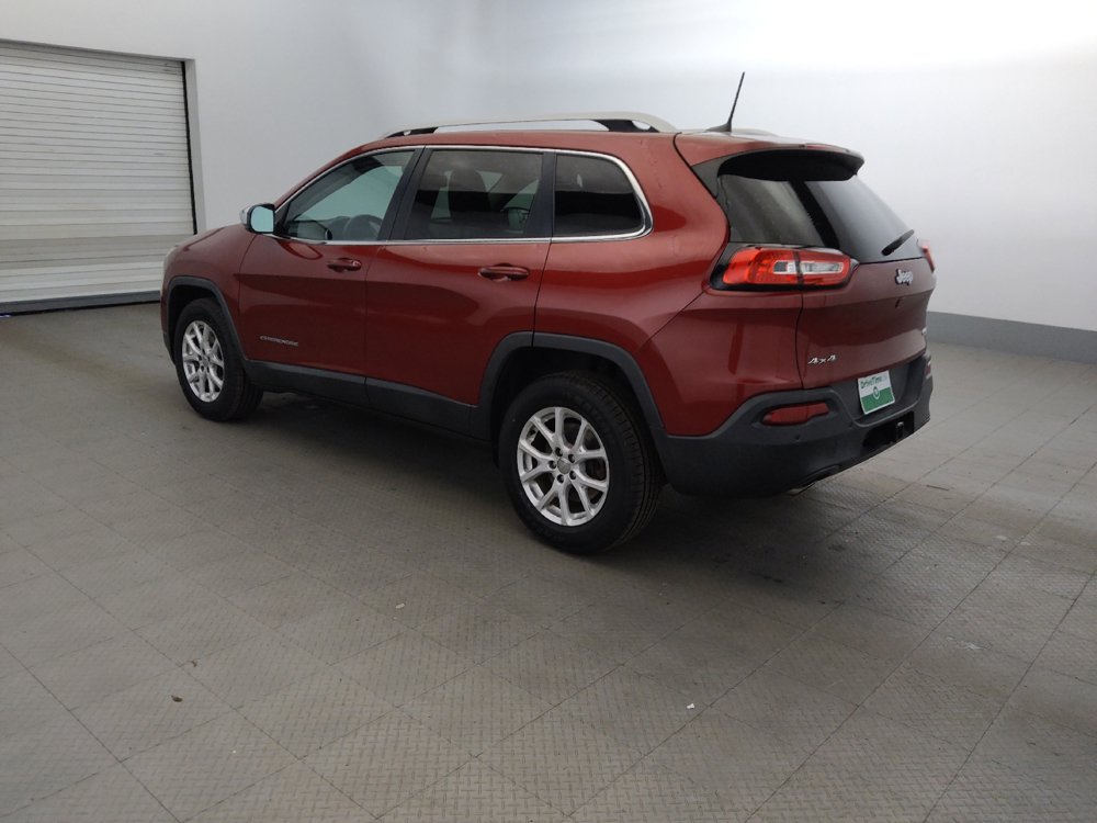 Used 2016 Jeep Cherokee Latitude w/ Safety/Convenience Group AWD/4WD image 3
