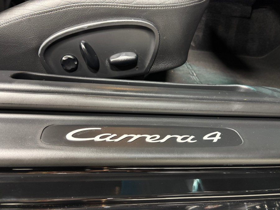 Used 2001 Porsche 911 Carrera 4 AWD/4WD image 11