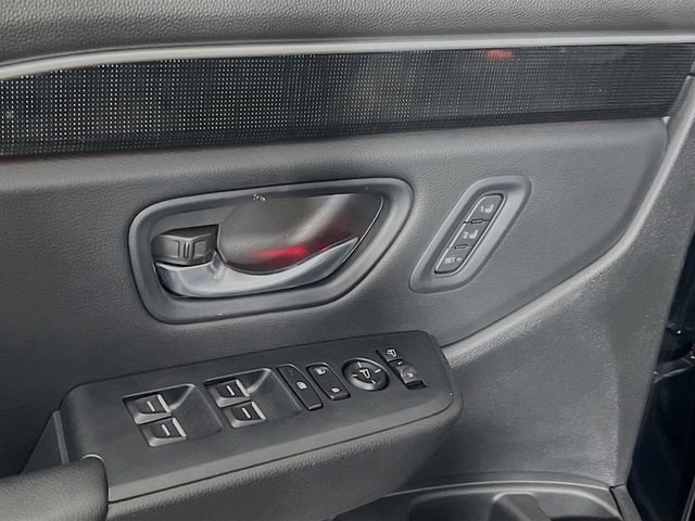 Used 2025 Honda Pilot Black Edition image 12