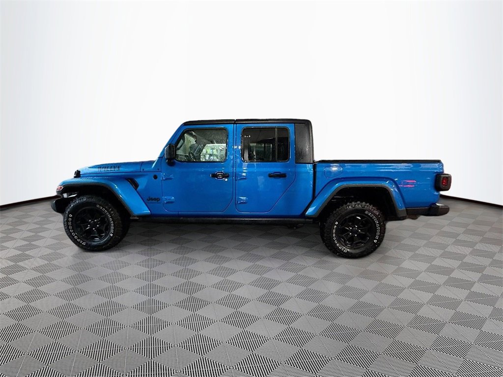 Used 2021 Jeep Gladiator Willys image 5