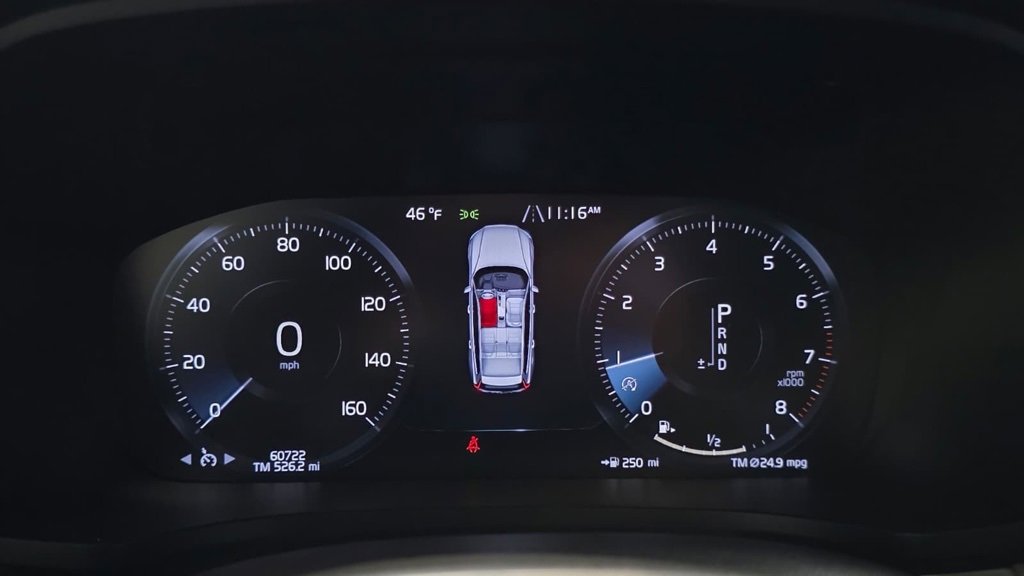 Used 2021 Volvo V60 T5 Cross Country w/ Climate Package image 15