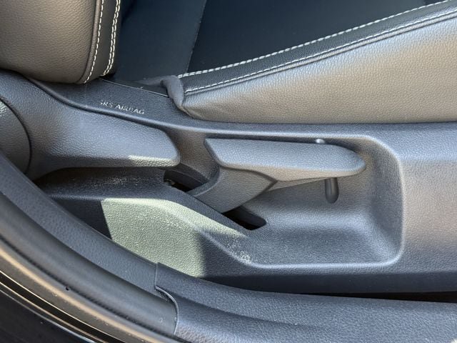 Used 2025 Toyota Camry SE FWD image 31