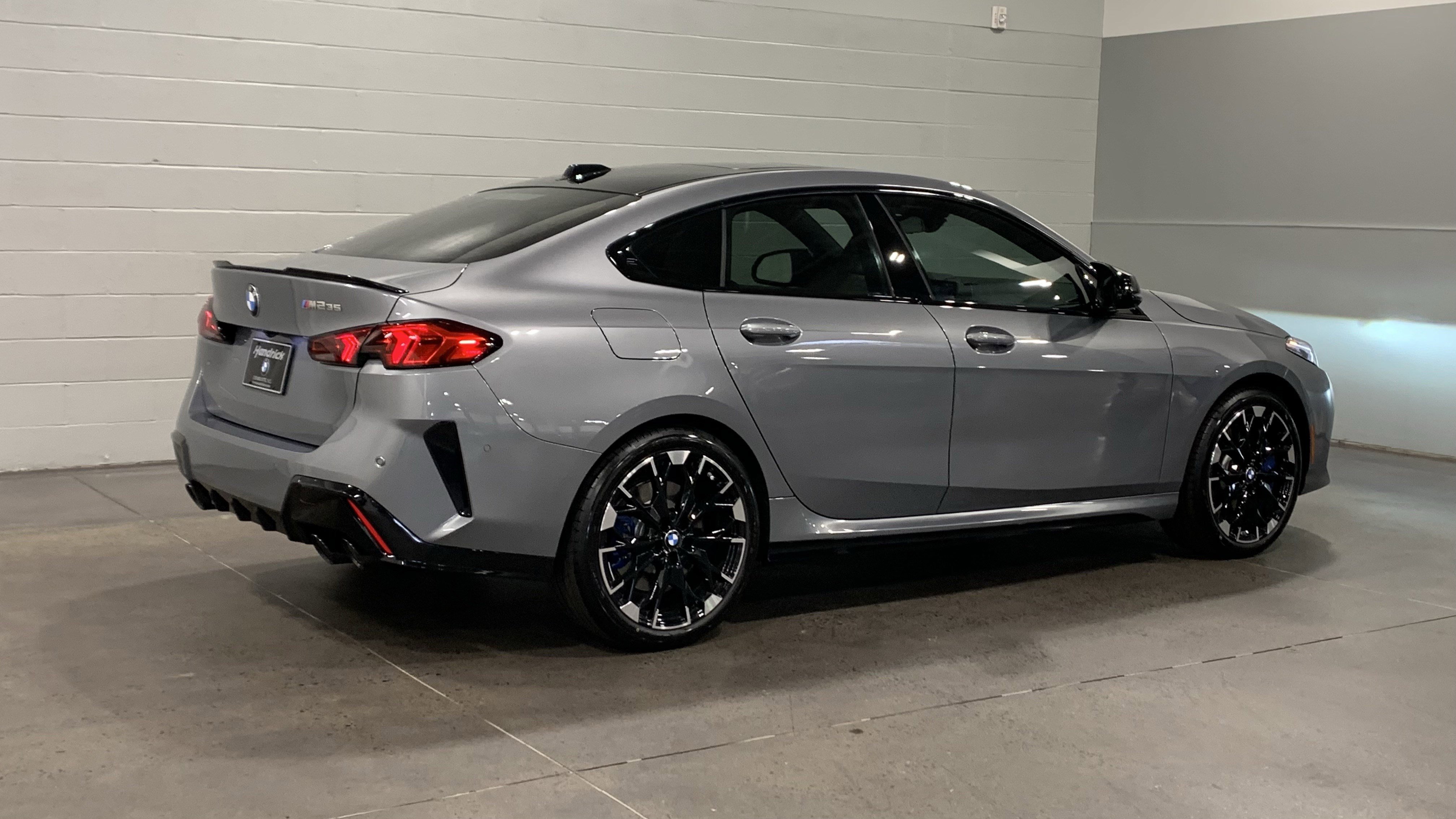 Used 2026 BMW M235i xDrive w/ Technology Package image 8