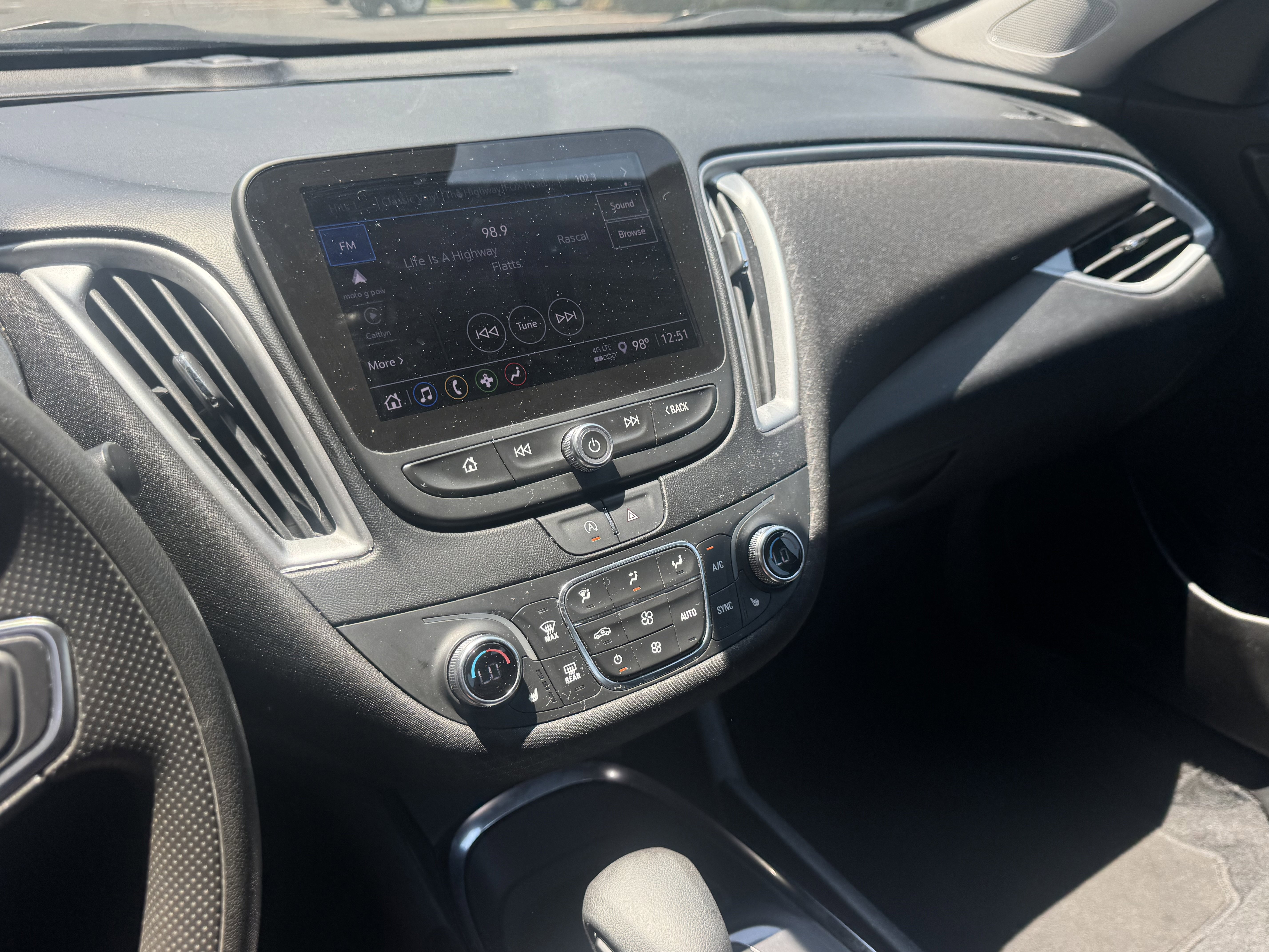 Used 2023 Chevrolet Malibu LT image 13