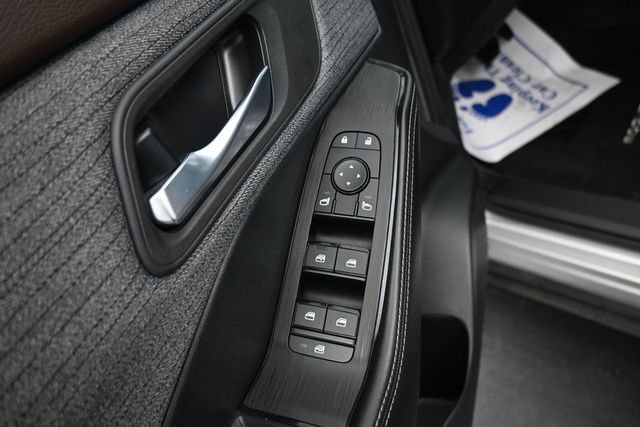 Used 2023 Nissan Rogue SV AWD/4WD image 11