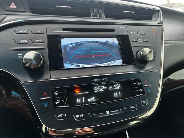 Used 2015 Toyota Avalon XLE image 24