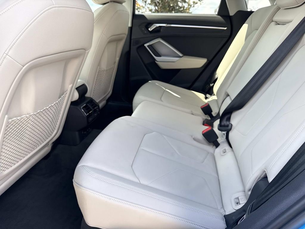 Used 2020 Audi Q3 2.0T Premium Plus AWD/4WD image 15