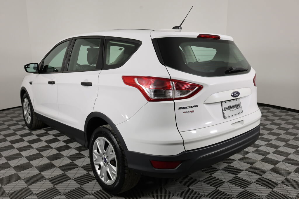 Used 2015 Ford Escape S image 6