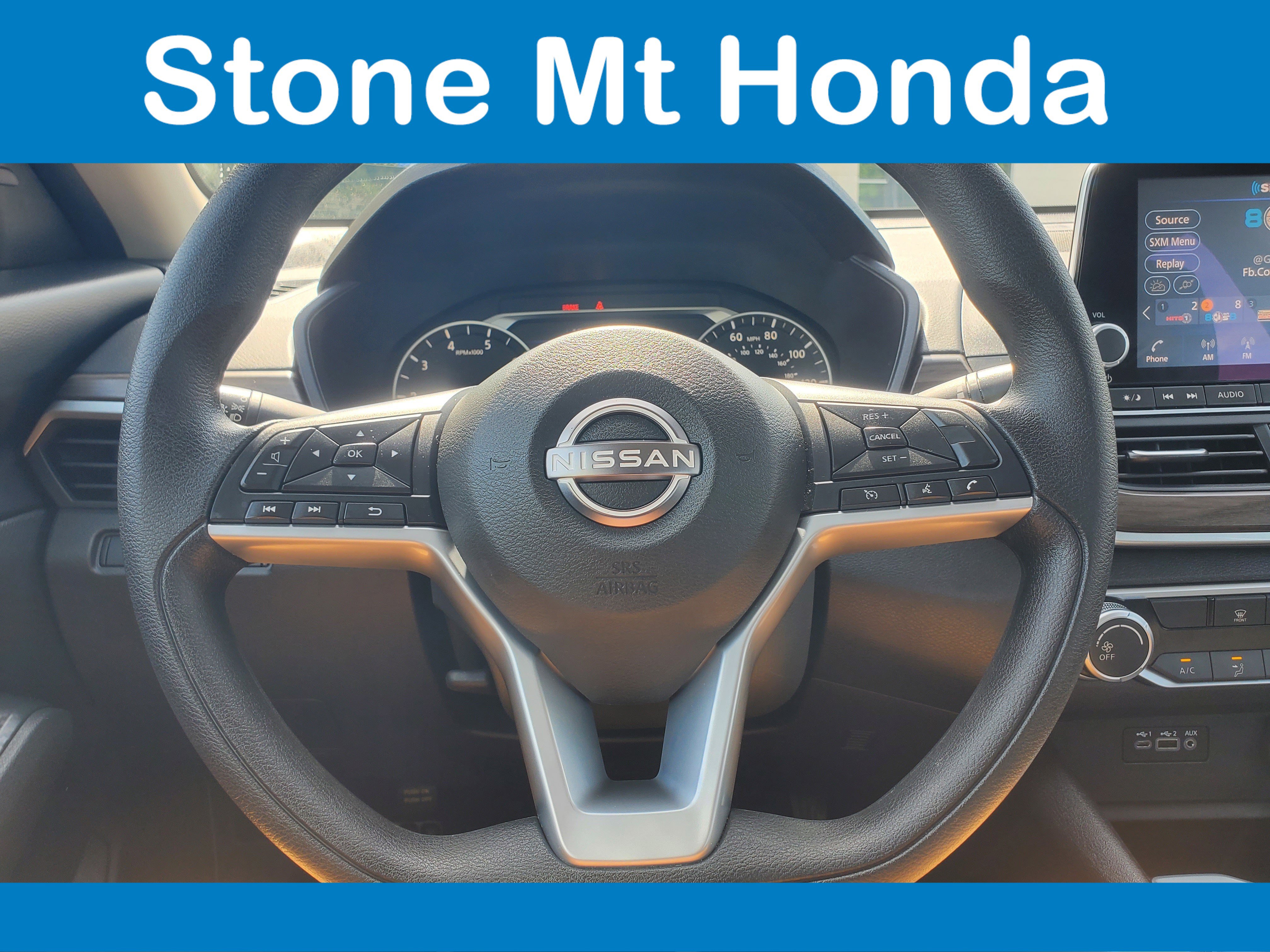 Used 2025 Nissan Altima 2.5 SV FWD image 21