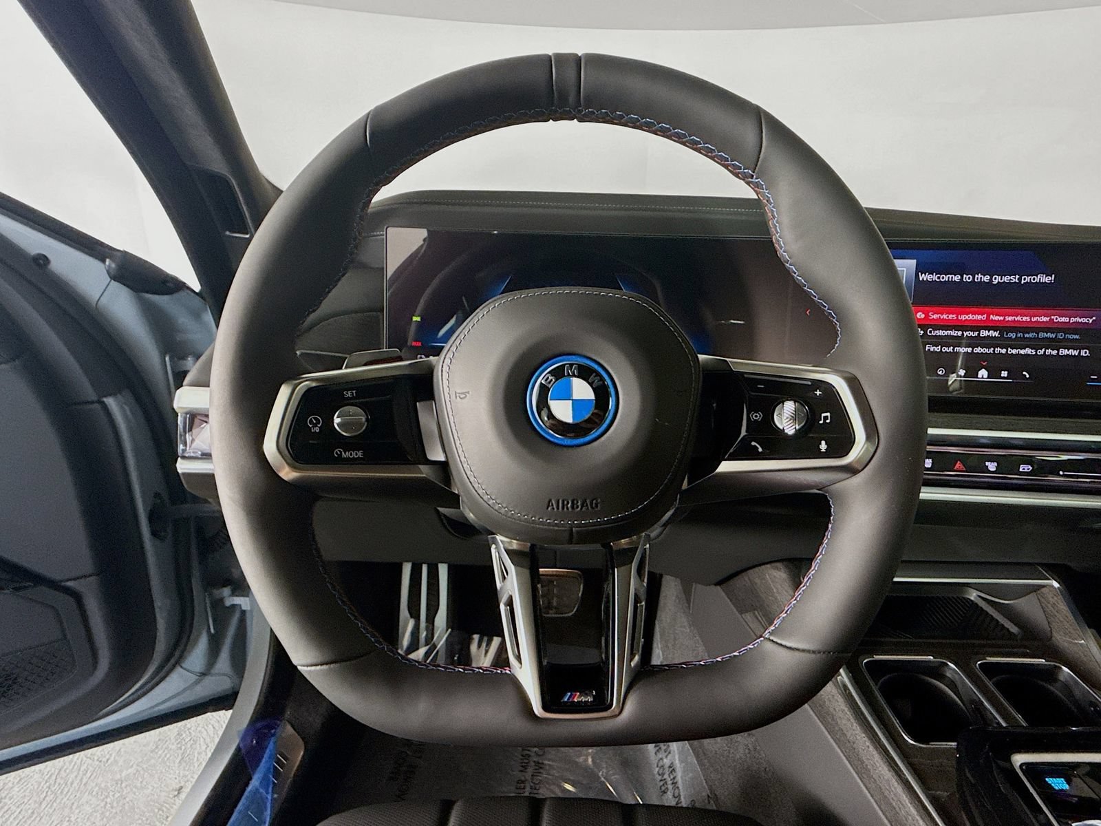 New 2026 BMW i7 xDrive60 w/ Executive Package AWD/4WD image 11