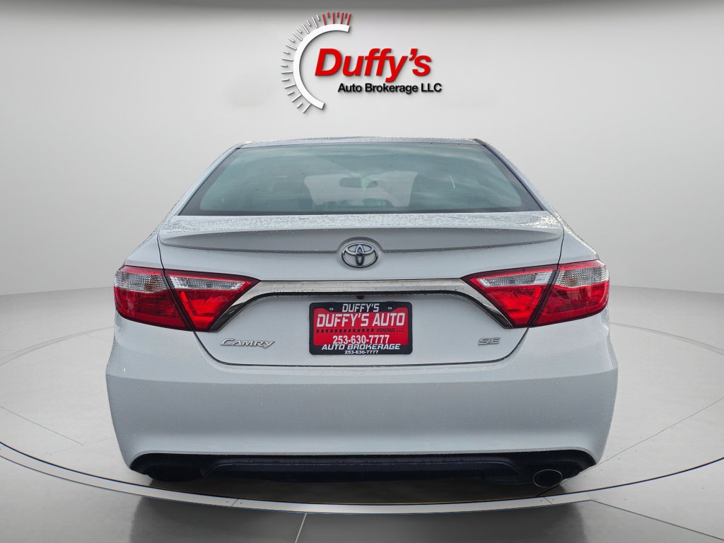 Used 2016 Toyota Camry SE FWD image 15