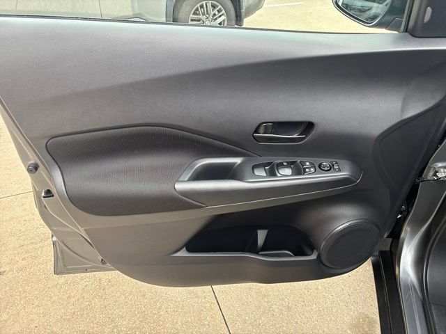 Used 2025 Nissan Kicks Play S FWD image 19