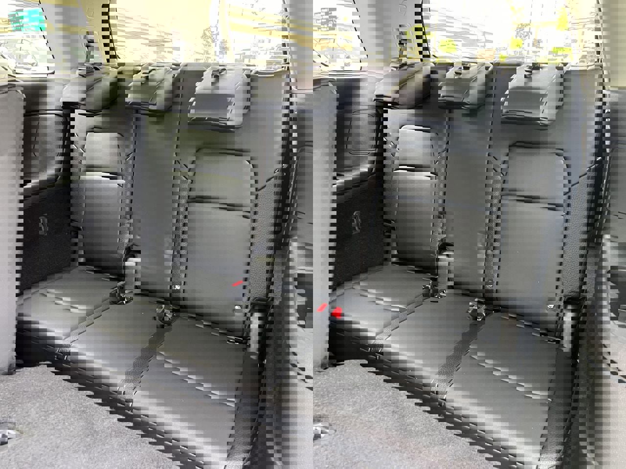 Certified 2025 Nissan Pathfinder SL image 25