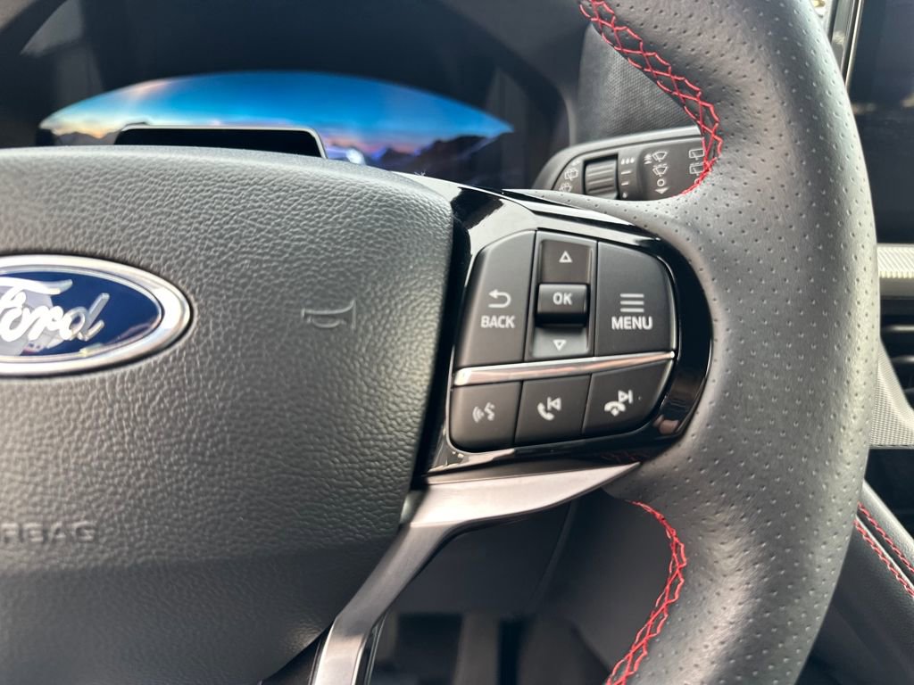 Used 2025 Ford Explorer ST-Line image 22