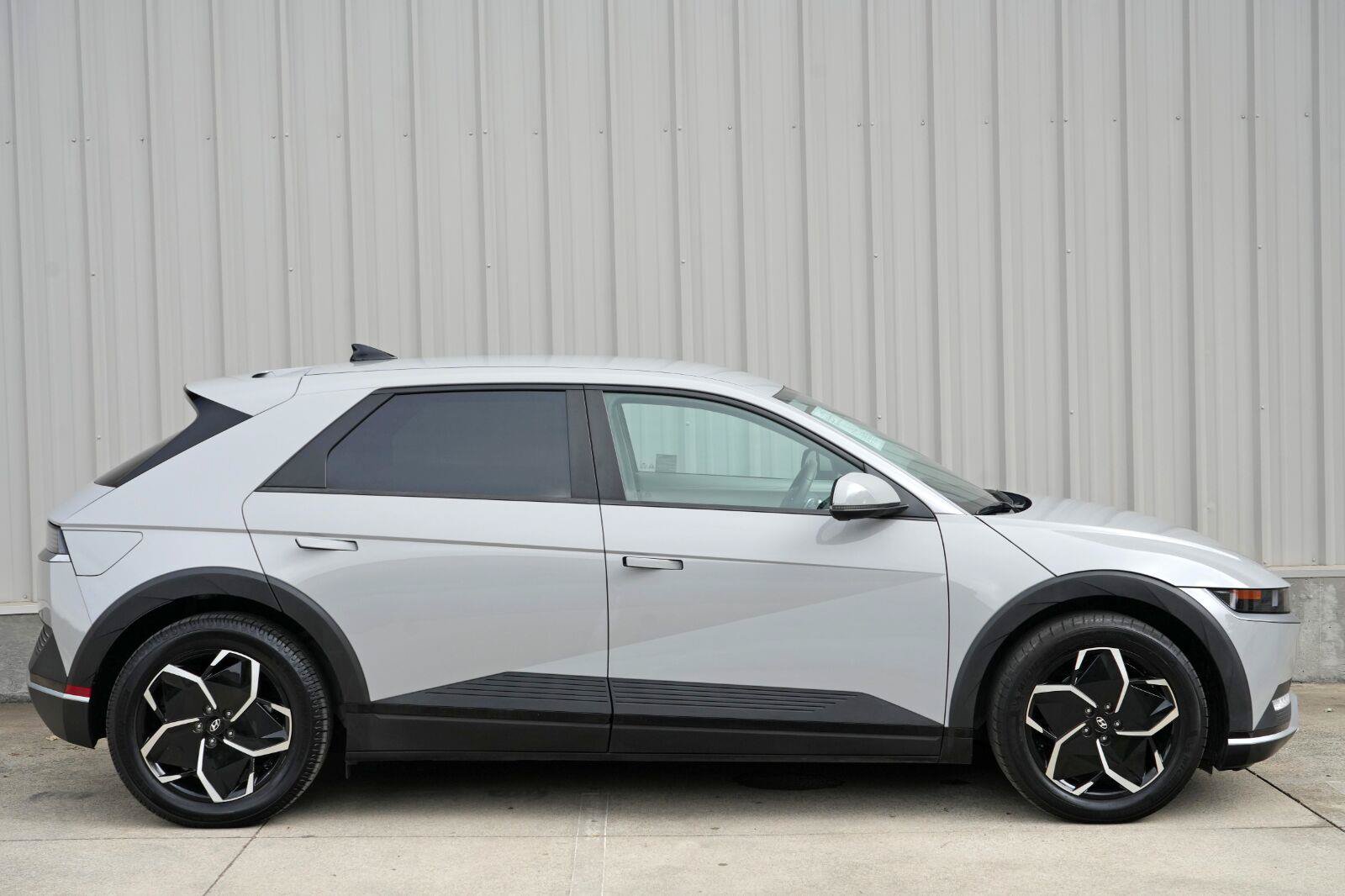 Used 2023 Hyundai Ioniq 5 SEL RWD image 51