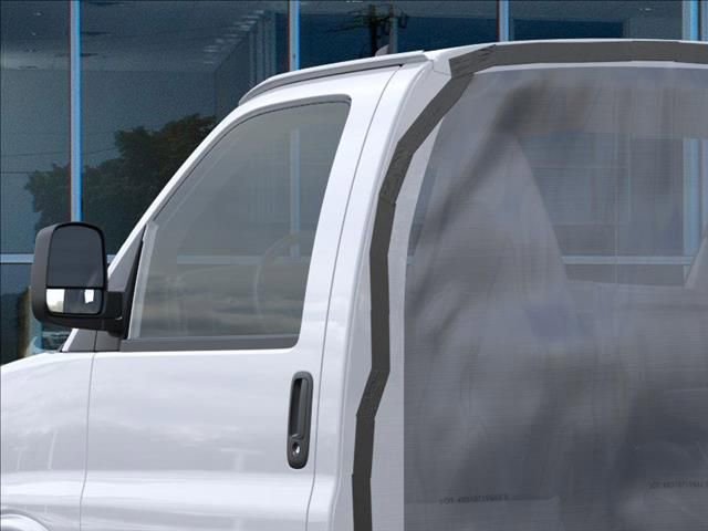 New 2025 GMC Savana 4500 4500 Van image 12
