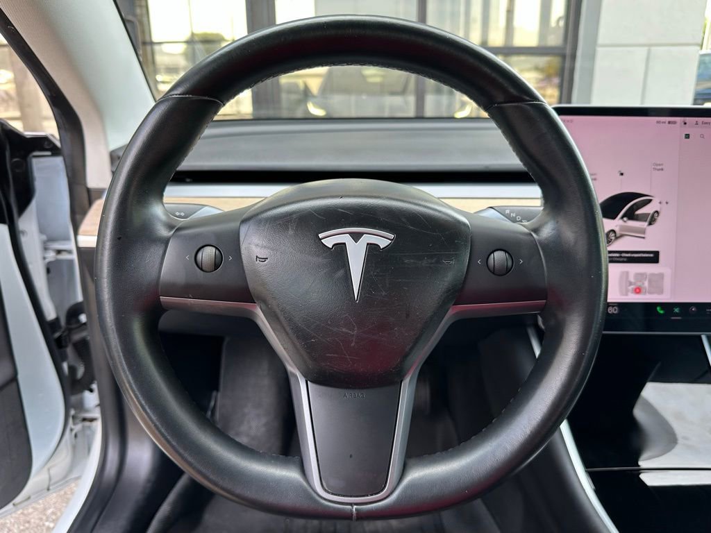 Used 2018 Tesla Model 3 Mid Range image 39