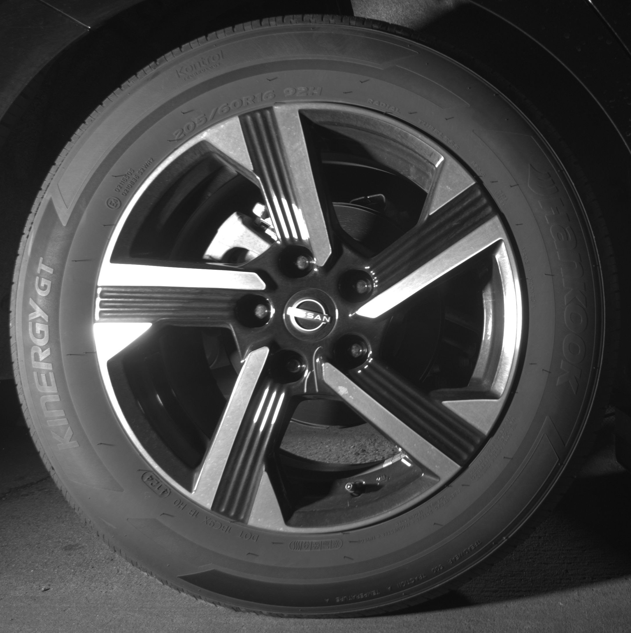 Used 2025 Nissan Sentra SV FWD image 15