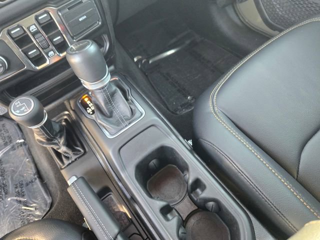 Used 2025 Jeep Gladiator Sport image 15