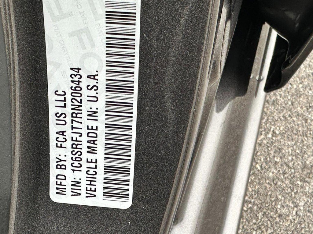 Used 2024 RAM 1500 Laramie image 25