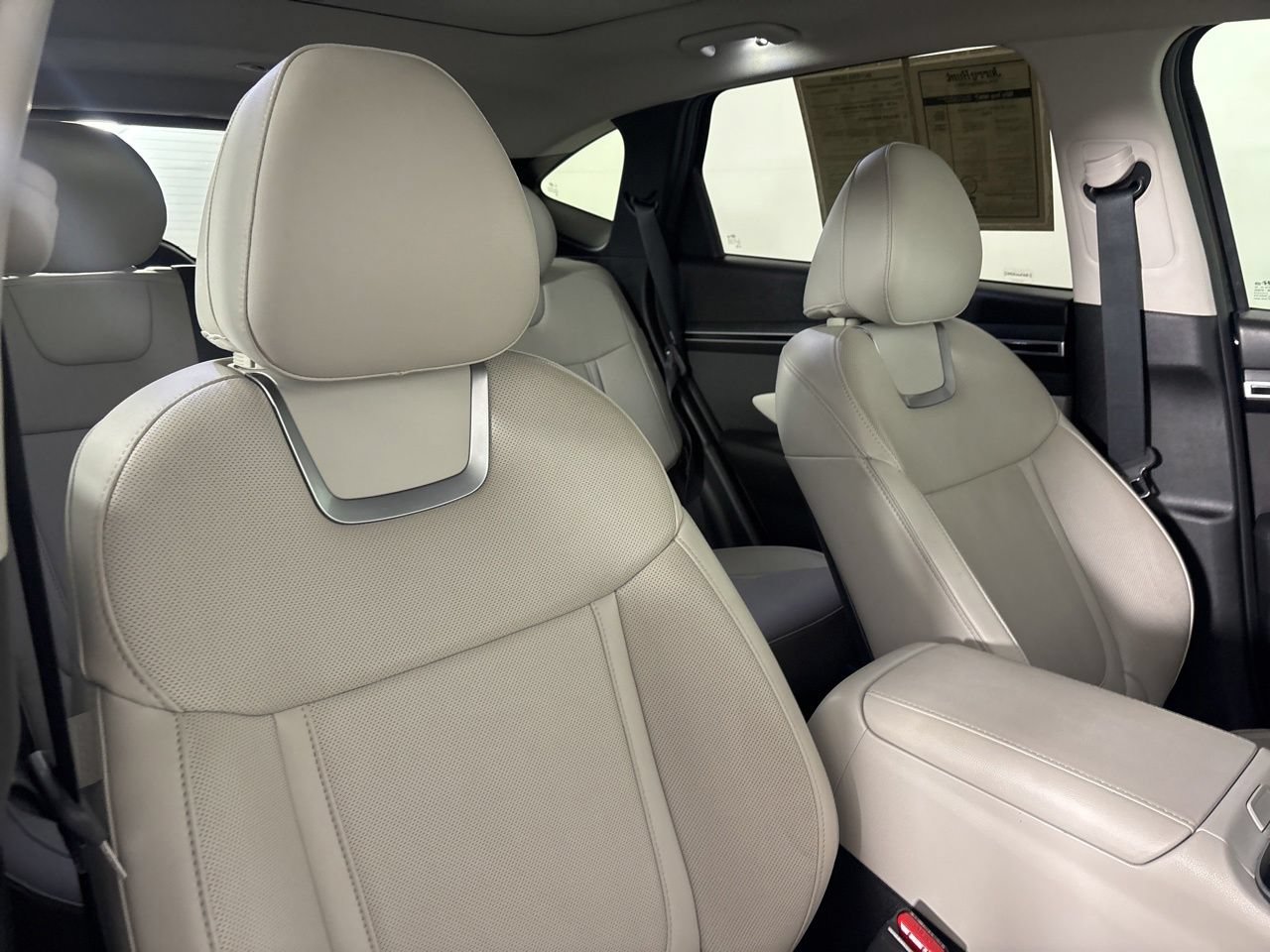 Used 2024 Hyundai Tucson Limited FWD image 32