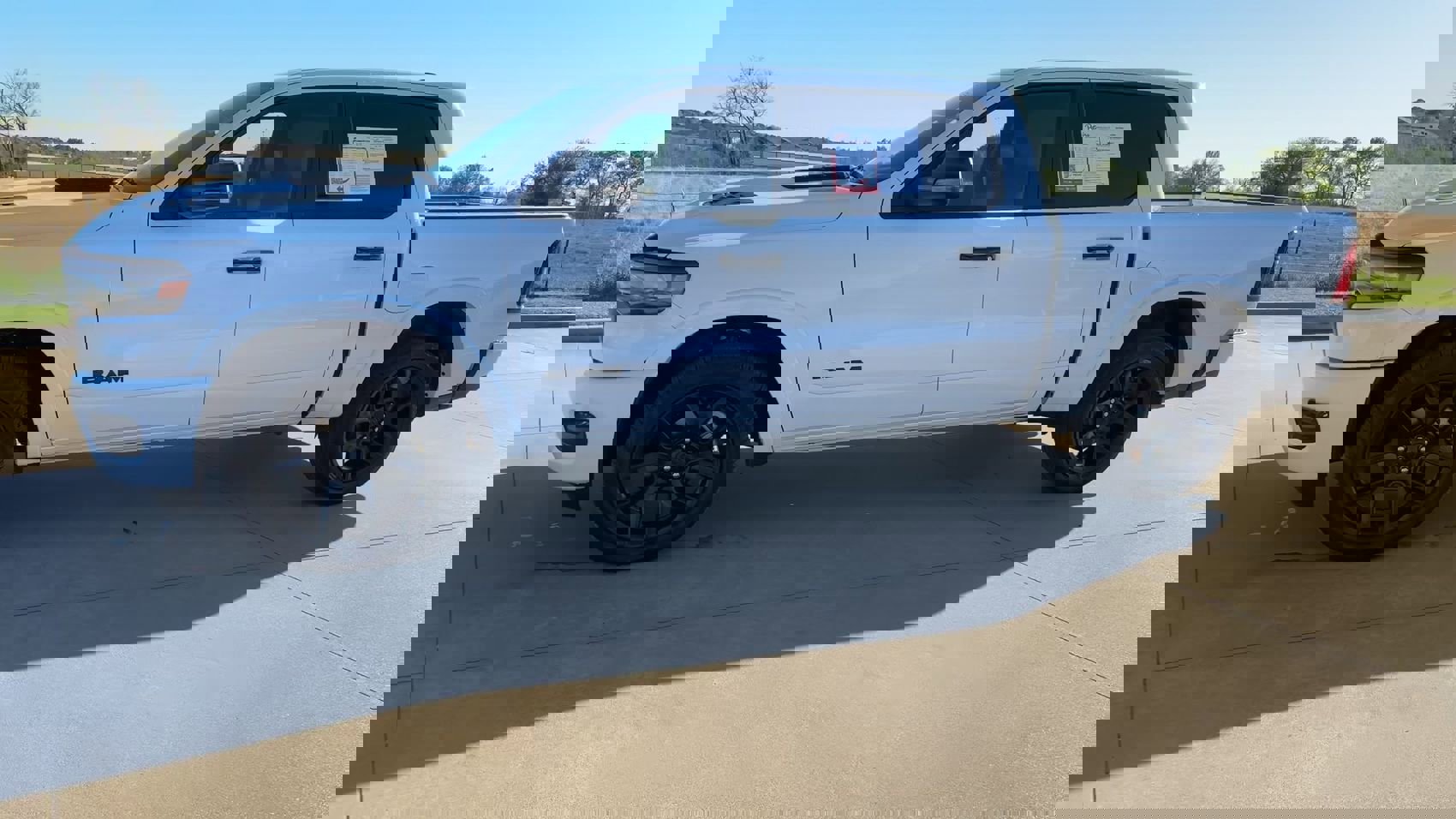 Used 2025 RAM 1500 Laramie w/ Night Edition image 5