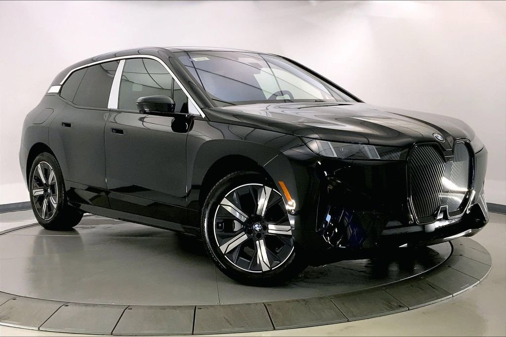 New 2026 BMW iX xDrive45 image 1