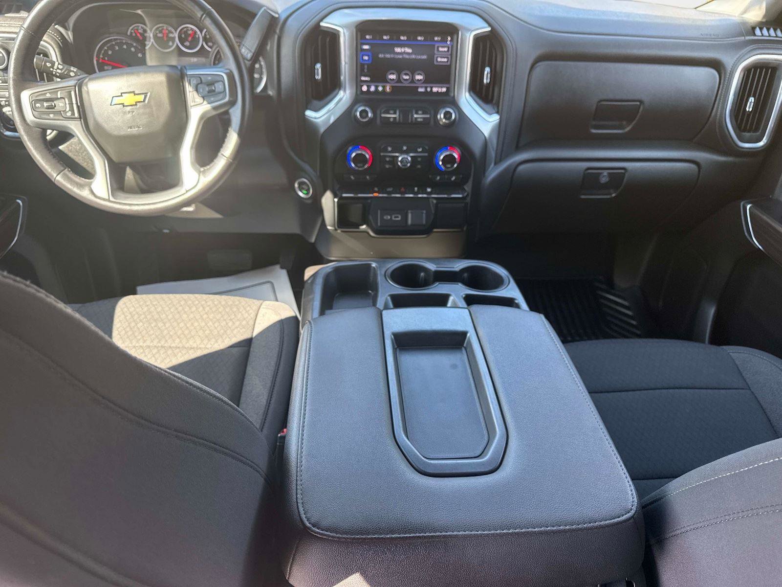 Used 2022 Chevrolet Silverado 1500 LT image 17