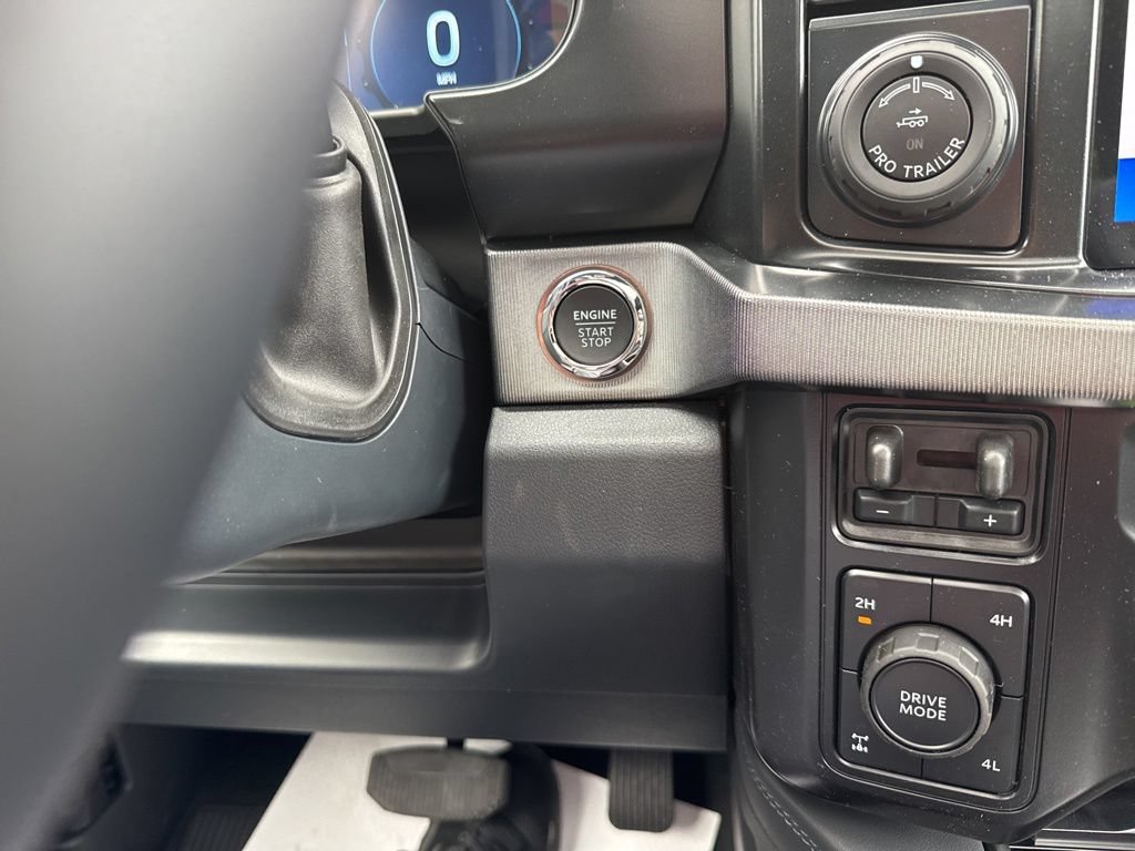 New 2026 Ford F350 Platinum AWD/4WD image 17