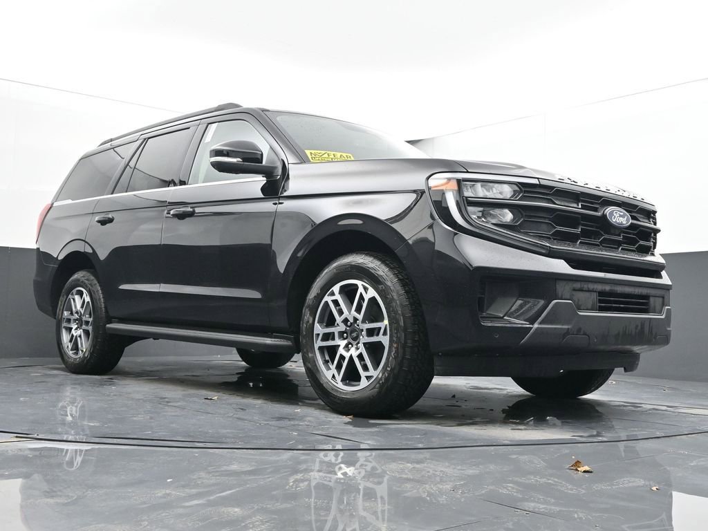 New 2026 Ford Expedition Active image 41
