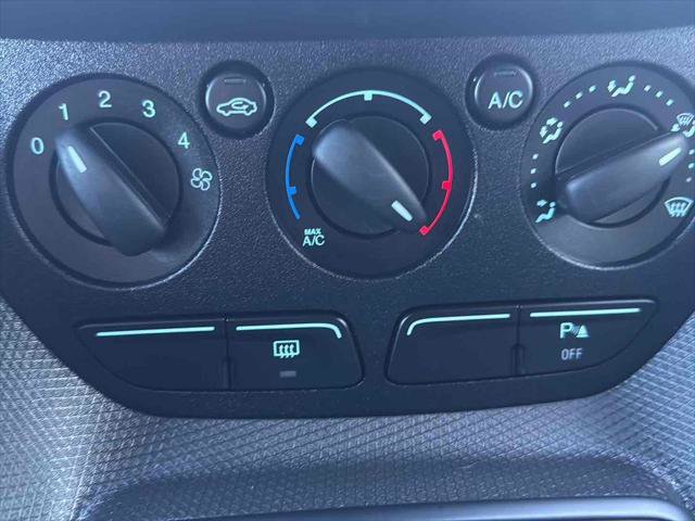Used 2018 Ford Transit Connect XL image 21