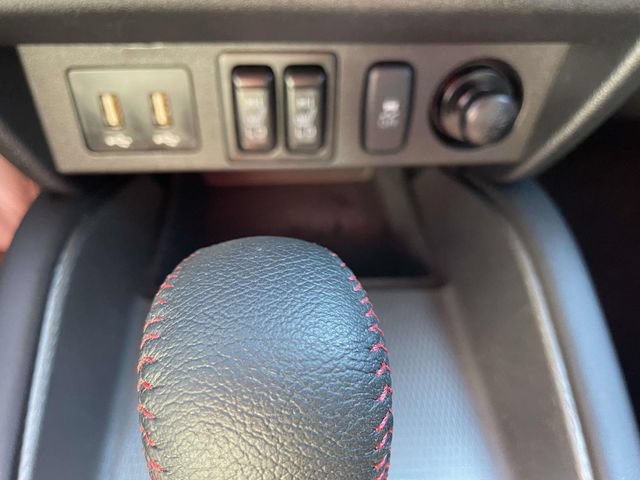 Used 2024 Mitsubishi Outlander Sport LE AWD/4WD image 37