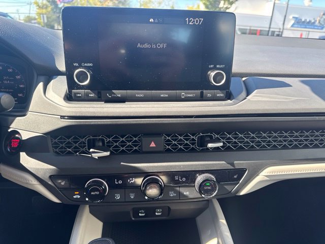 Used 2023 Honda Accord EX image 16