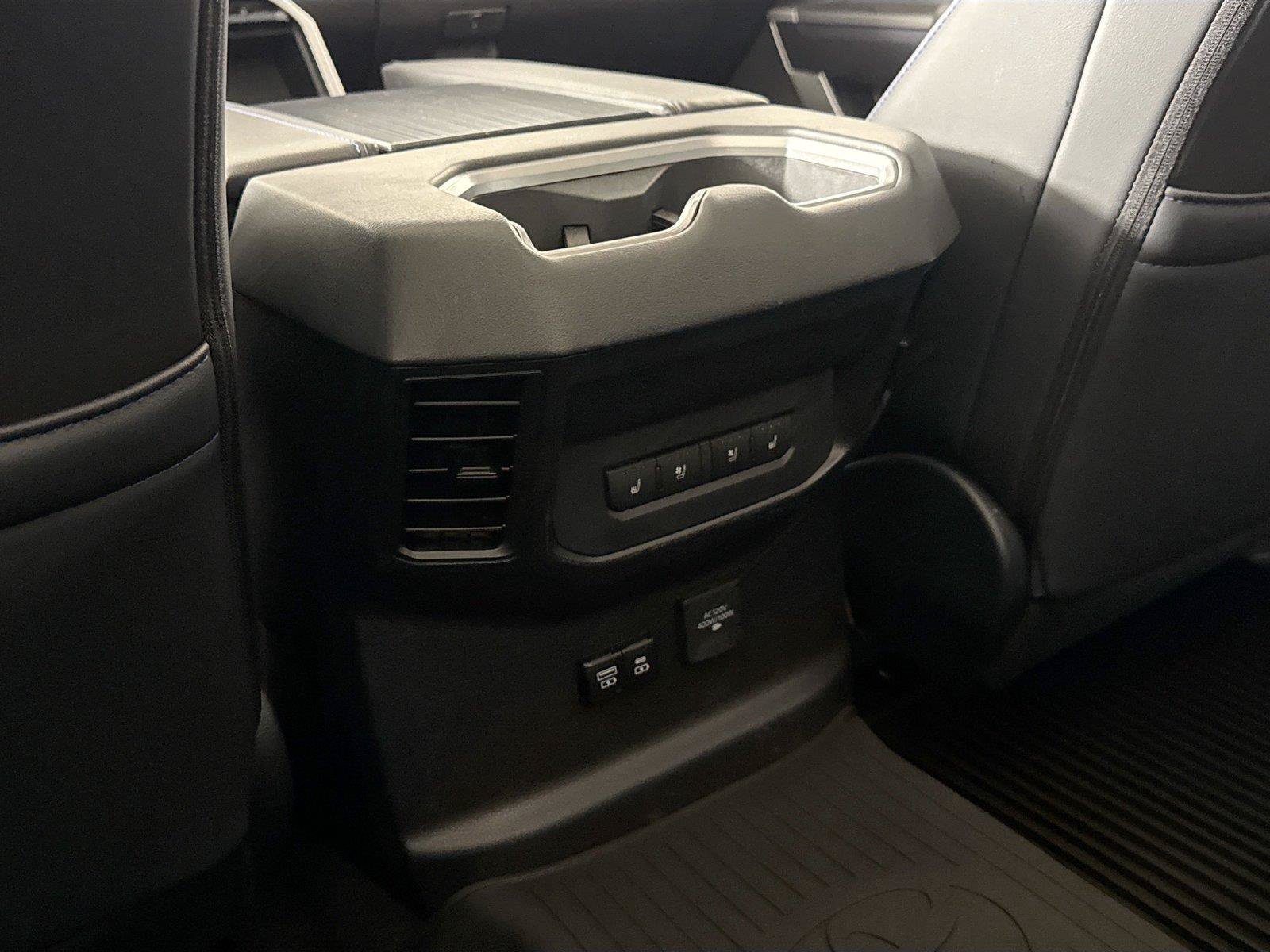 Used 2025 Toyota Tundra Platinum w/ TRD Off-Road Package AWD/4WD image 52