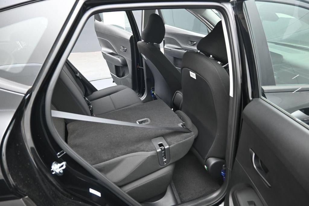 New 2027 Hyundai Kona SE FWD image 28