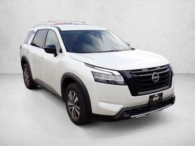 Used 2023 Nissan Pathfinder SL w/ Lighting Package (N92) AWD/4WD image 5