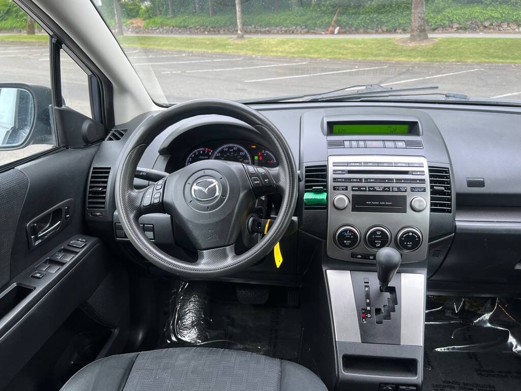 Used 2010 MAZDA MAZDA5 Sport FWD image 12