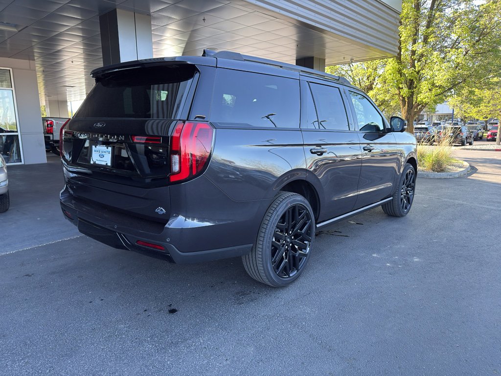 New 2026 Ford Expedition Platinum AWD/4WD image 4